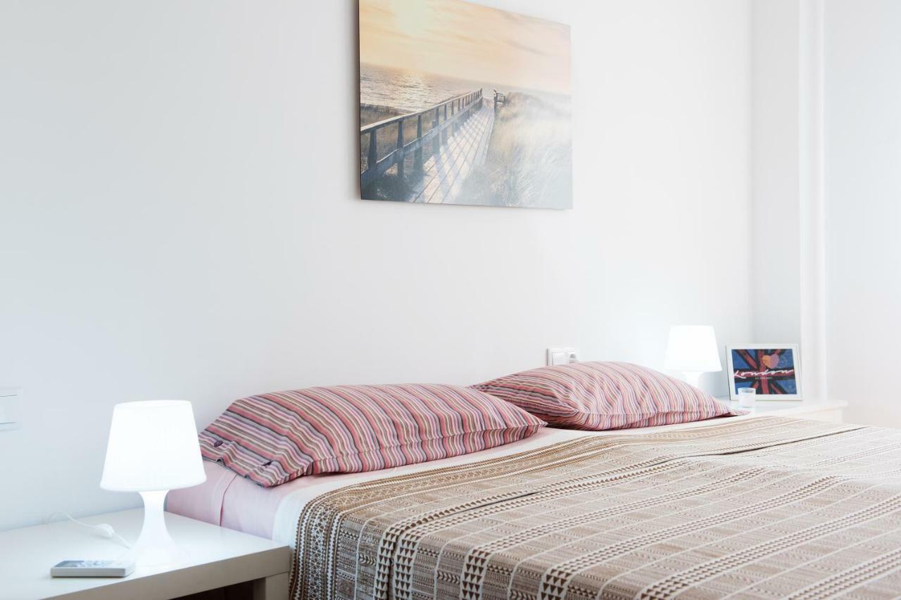 New Apartment With Big Terrace 10 Min Walk To Beach Supermarkets Calafell Kültér fotó