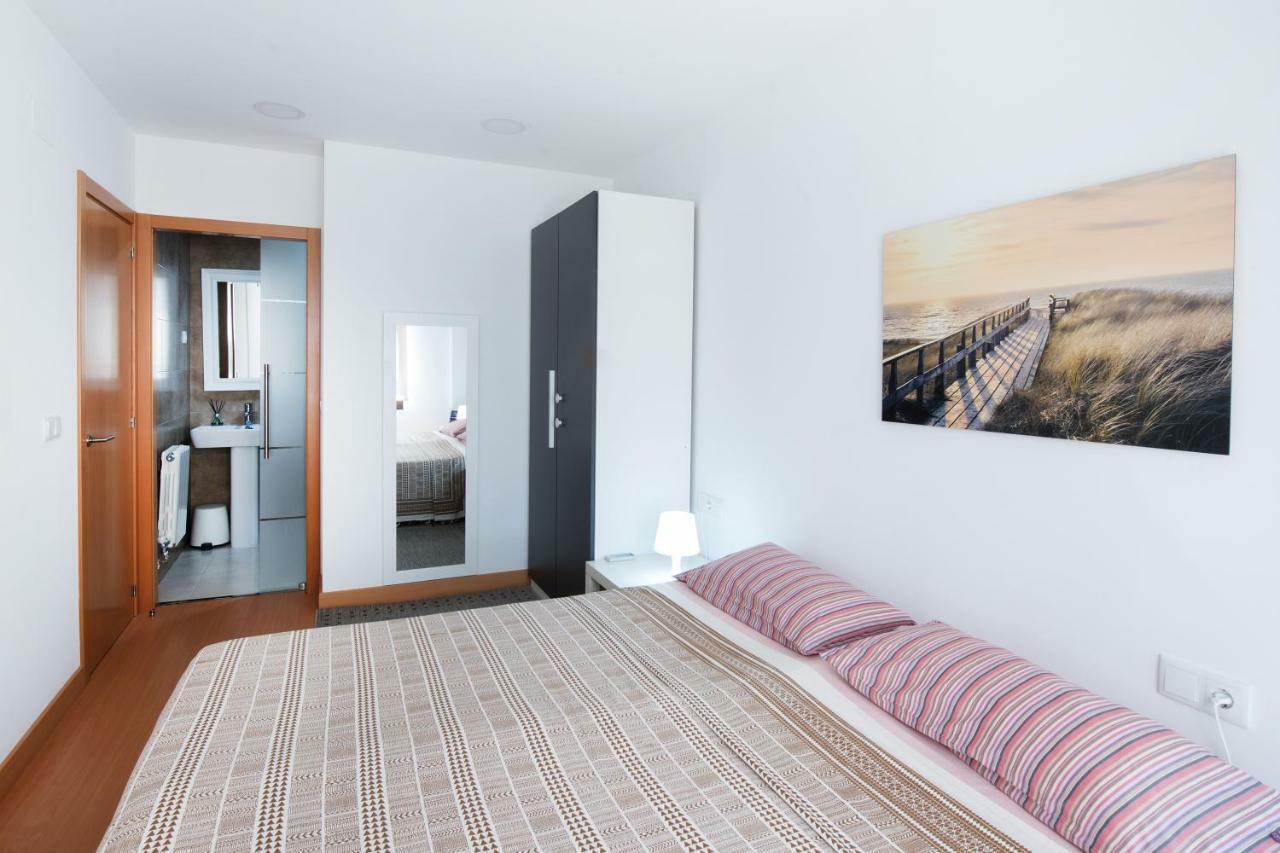 New Apartment With Big Terrace 10 Min Walk To Beach Supermarkets Calafell Kültér fotó